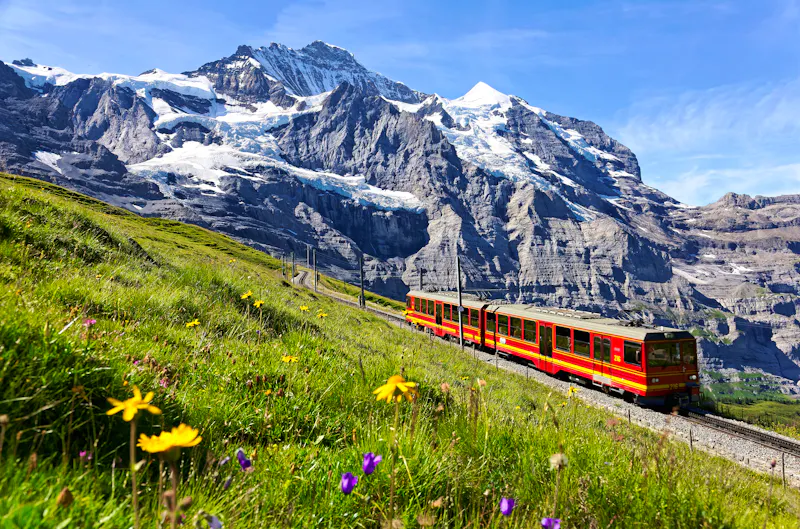Zugfahrt mit der Jungfraubahn zum Jungfraujoch - &copy;AaronPlayStation - stock.adobe.com