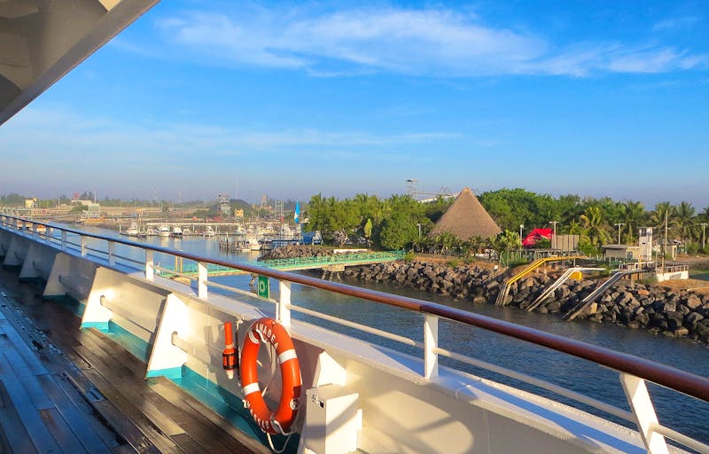 Ankunft im Hafen von Puerto Quetzal - Guatemala - ©Maria Drewans - Eberhardt TRAVEL