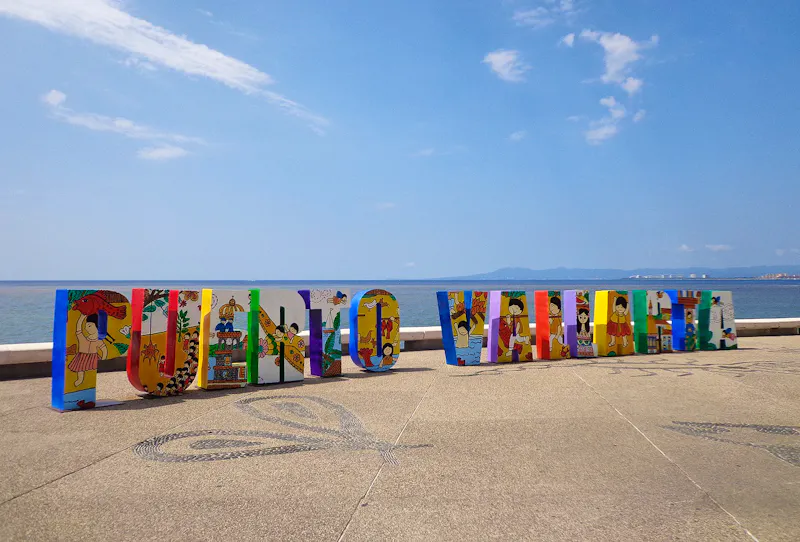 Willkommen in Puerto Vallarta - &copy;Ngoc Anh Nguyen - Eberhardt TRAVEL