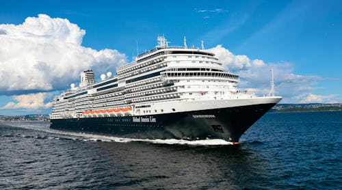 MS Koningsdam Norwegen aussen Fjord – © Holland American Line