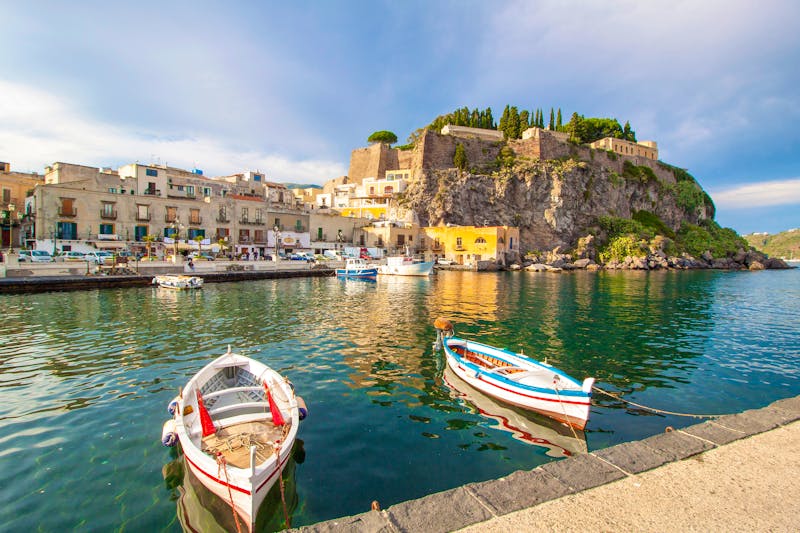 Marina Corta in der Altstadt von Lipari auf den Liparischen Inseln bei Sizilien - ©johnkruger1 - stock.adobe.com
