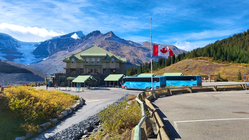 Besucherzentrum am Athabasca-Gletscher - ©Franziska Bergmann - Eberhardt TRAVEL