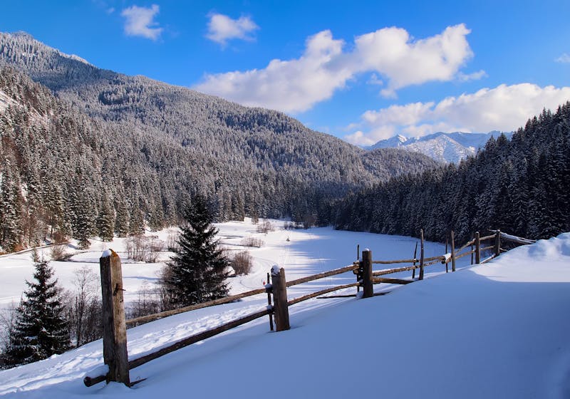 Oberbayern im Winter  - ©Comofoto - stock.adobe.com