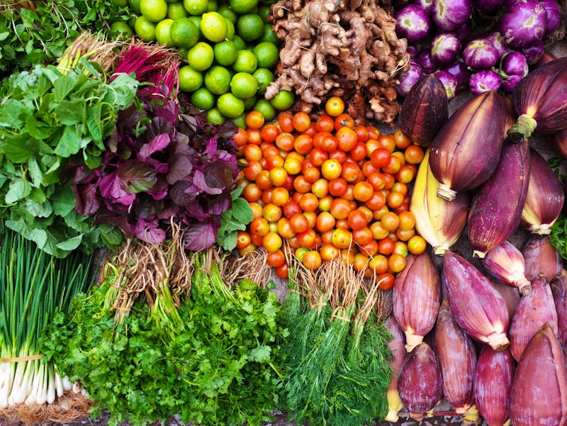 Luang Prabang - Obst und Gemüse auf einem ländlichen Marktstand - ©กุลดิลก กรเกษม - stock.adobe.com