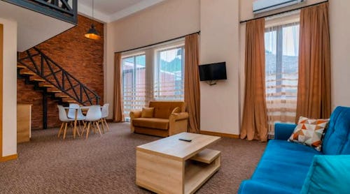 Hotel Paradise Borjomi, Aufenthaltsbereich – © VIZARM TRAVEL GmbH