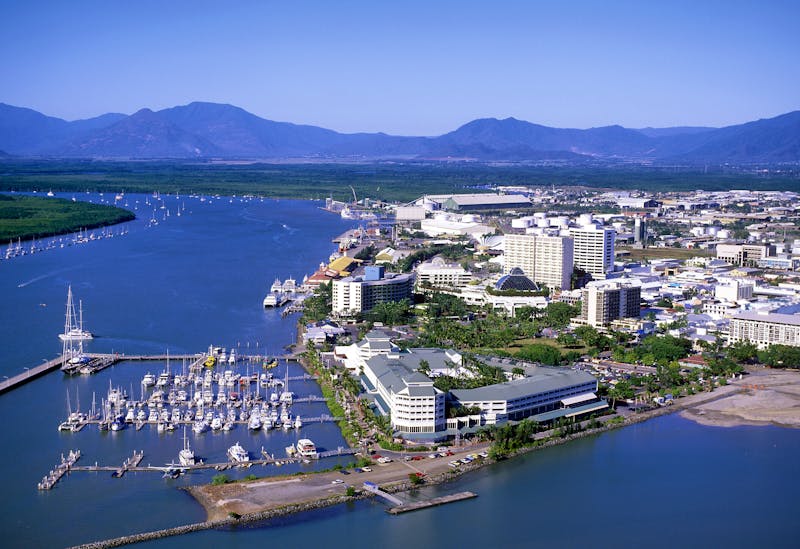Blick auf Cairns in Nord-Queensland - ©169169 - stock.adobe.com
