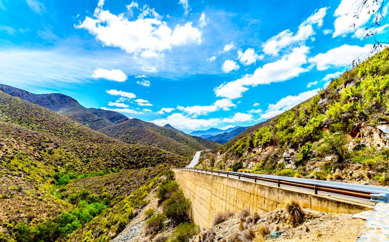 Highway 62 bei Oudtshoorn - ©hpbfotos - stock.adobe.com