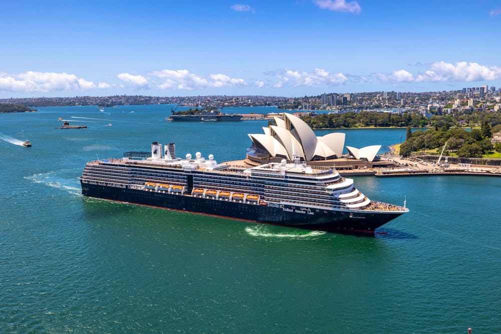 MS Westerdam in Sydney - Holland American Line &ndash; &copy; TIM FAIRCLOTH