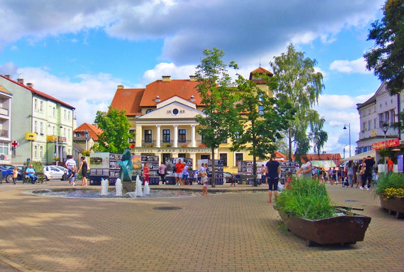 Marktplatz in Nikolaiken - ©Astrid Janke - Eberhardt TRAVEL