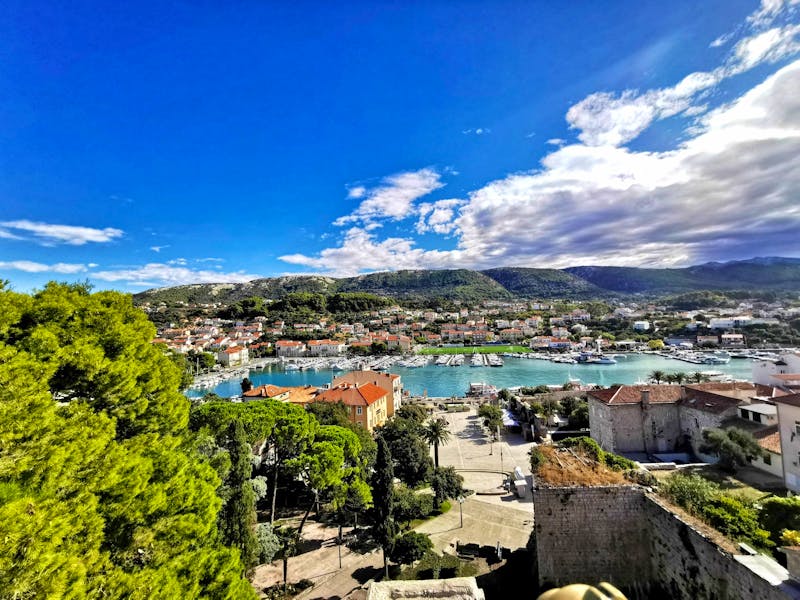 Blick von Rab aus auf die Buchten der Insel - ©Simone Willner - Eberhardt TRAVEL