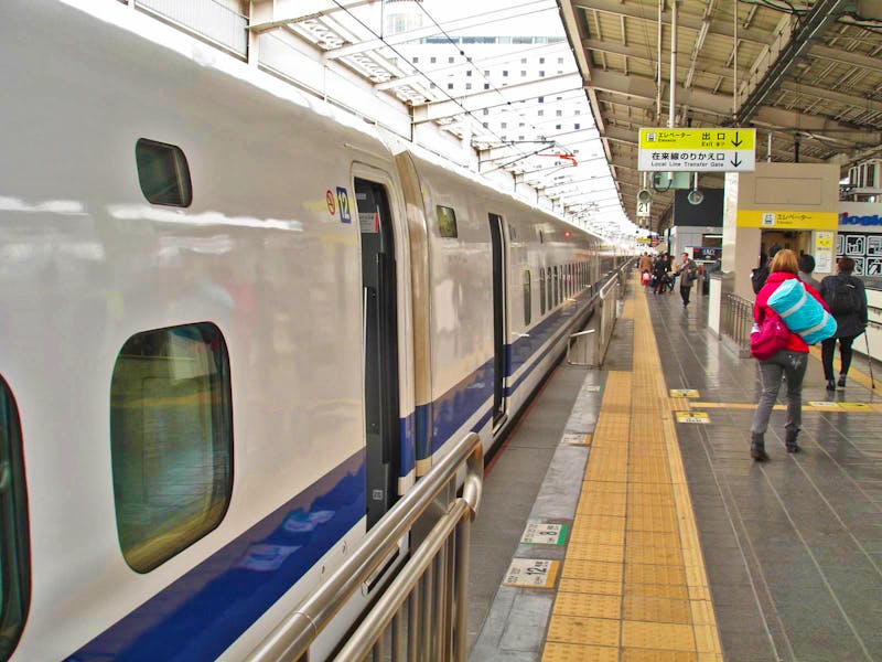 Zugfahrt mit dem Shinkansen-Express - ©Hans-Joachim Trutz - Eberhardt TRAVEL