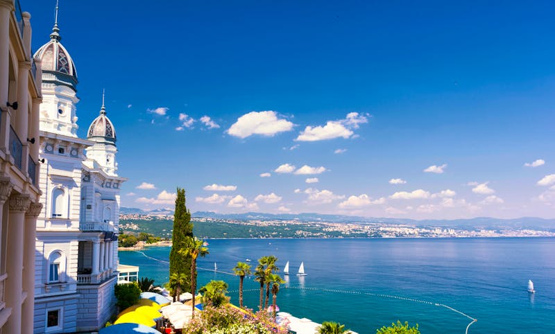 Blick von Opatija auf die Kvarner Bucht - ©lukaszimilena - stock.adobe.com