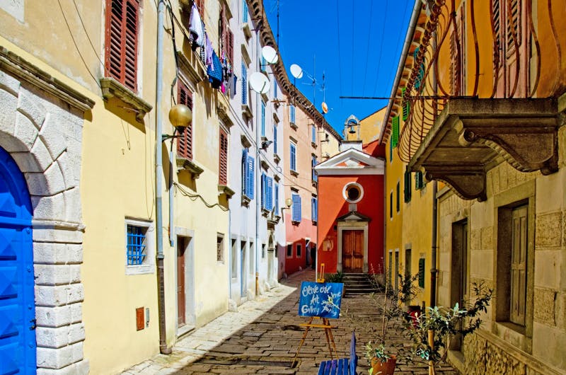 Bummel in der Altstadt von Labin in Istrien - ©berndkoecher - stock.adobe.com