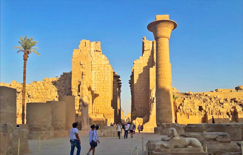 Führung im Karnak Tempel in Luxor - ©Gina Egenolf - Eberhardt TRAVEL