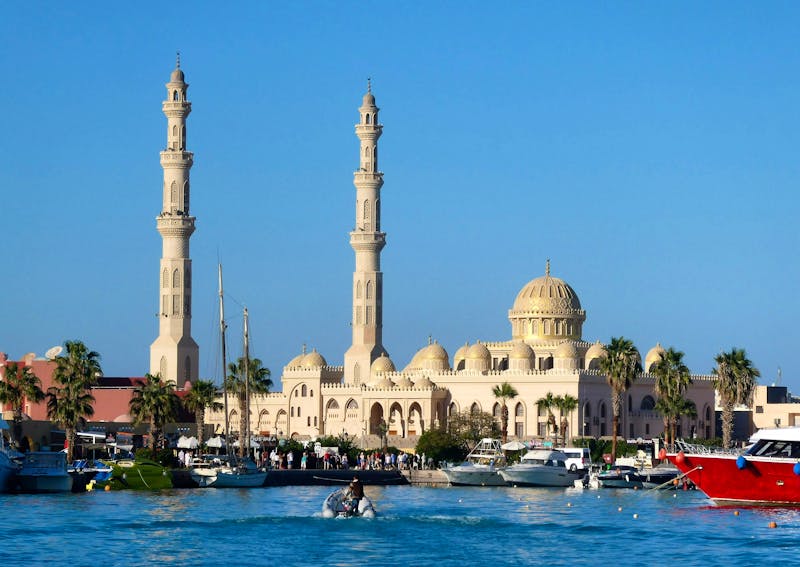 Moschee von Hurghada - ©Gina Egenolf - Eberhardt TRAVEL