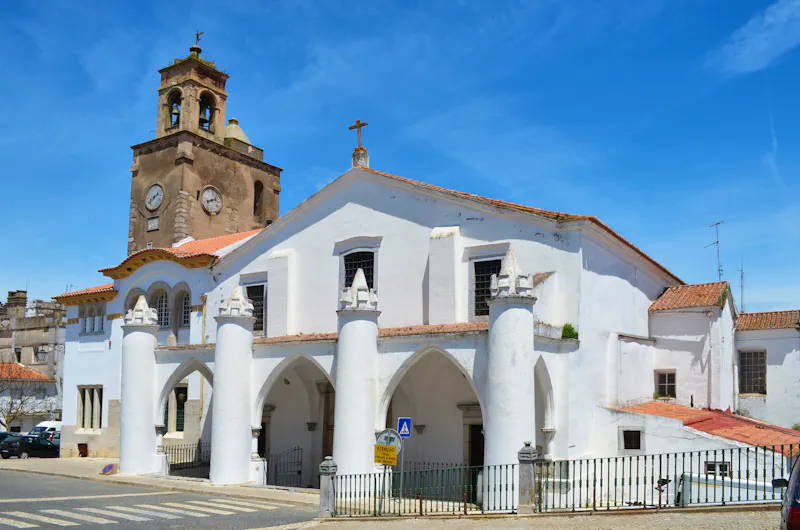 Kirche und Kirchturm in Beja - Alentejo Portugal - &copy;aro49 - stock.adobe.com
