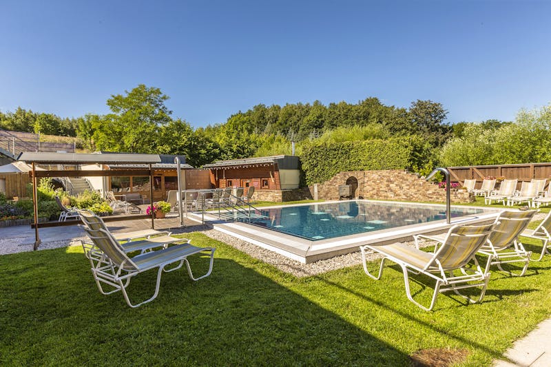 Silber-Therme - Saunagarten – ©@Dirk Rückschloß/BUR Werbeagentur