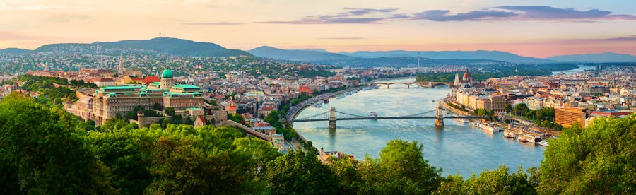 Panoramablick auf Budapest – © Givaga - stock.adobe.com