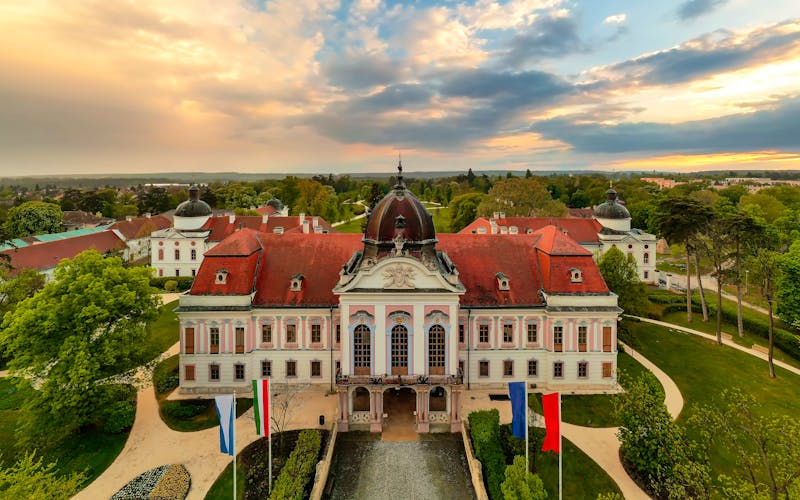 Sissi-Schloss Gödöllo in Ungarn - ©GezaKurkaPhotos - stock.adobe.com