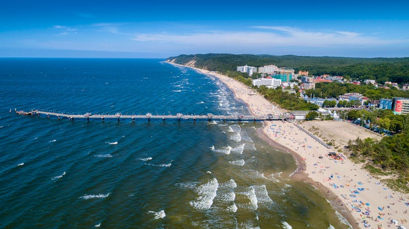 Strand und Seebrücke von Misdroy in Polen - ©konradkerker - stock.adobe.com