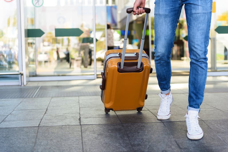 Koffer packen - ©Yakobchuk Olena - stock.adobe.com