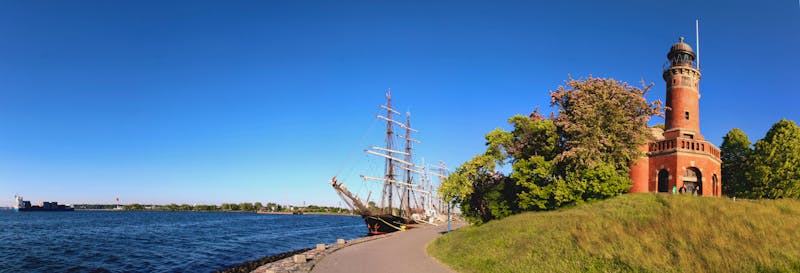 Kiel-Holtenau Leuchtturm Panorama - ©embeki - stock.adobe.com