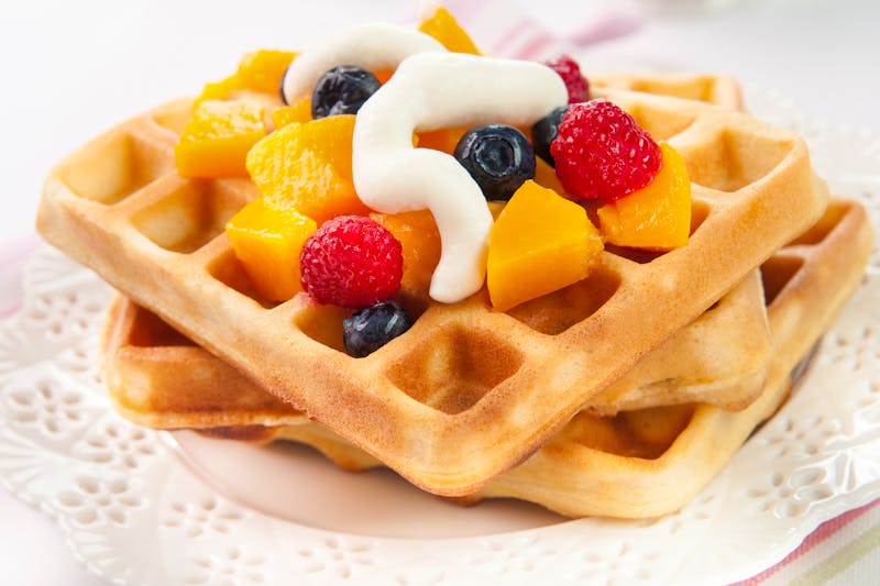 Waffeln mit Früchten - ©Kamila Cyganek - stock.adobe.com