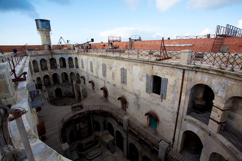 Fort Boyard von innen - ©jeeweevh - stock.adobe.com