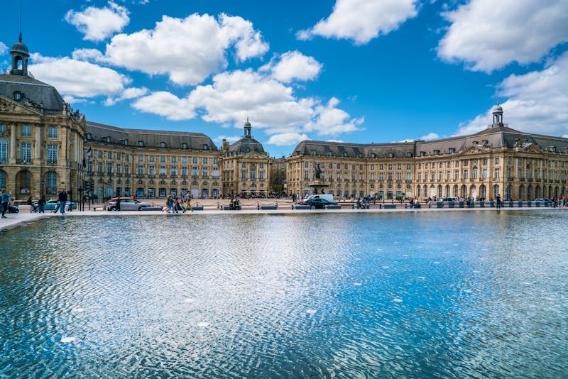 Place de la Bourse in Bordeaux - ©ivoderooij - stock.adobe.com