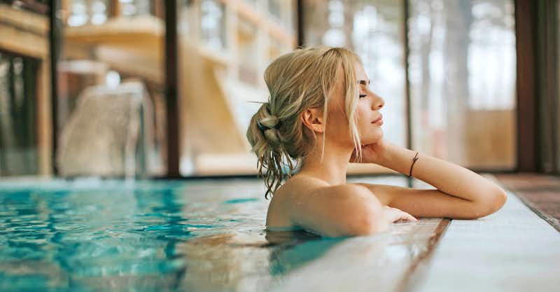 Festtagskuren & Wellness (© BGStock72 - stock.adobe.com)