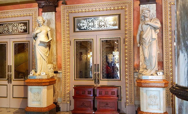 Foyer des Nationaltheaters in San José - ©Ria Heilmann - Eberhardt TRAVEL