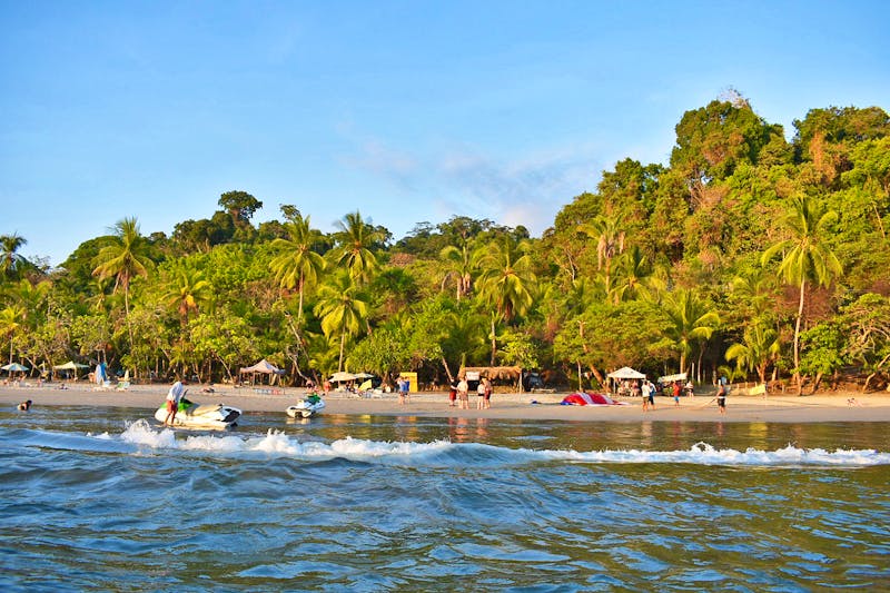 Playa Espadilla bei Quepos - ©Eric Richter - Eberhardt TRAVEL