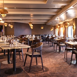 Brasserie auf MS Trollfjord  – © Espen Mills - Hurtigruten