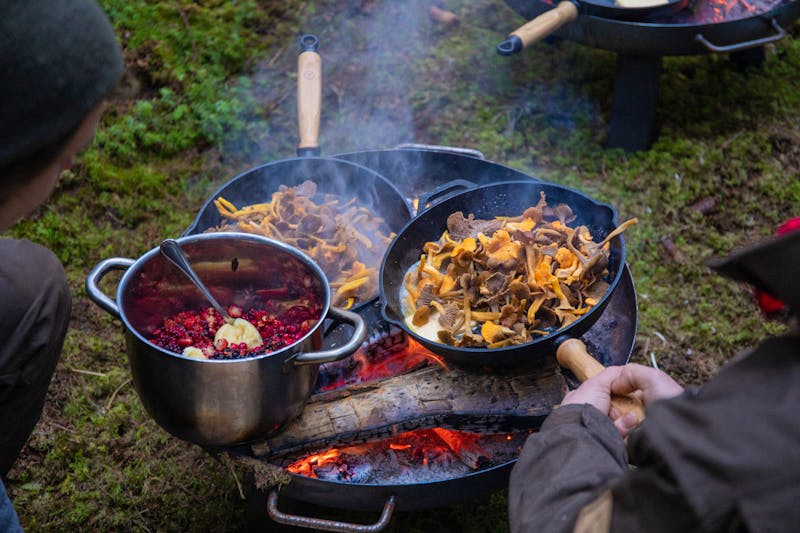 Outdoor cooking in Schweden - ©August Dellert imagebank.sweden.se