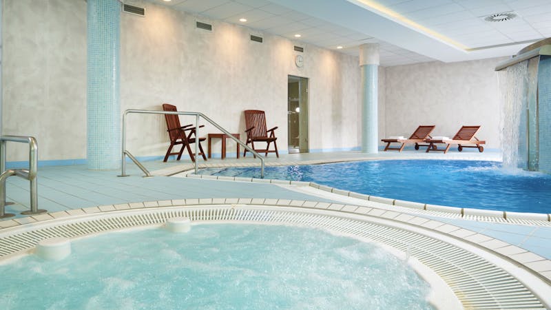 OREA Spa Hotel Cristal Marienbad - Schwimmbad – ©(c)2019 J.Kviz