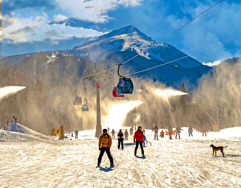 Wintersportort Bansko im Pirin-Gebirge - ©Charlotte - stock.adobe.com