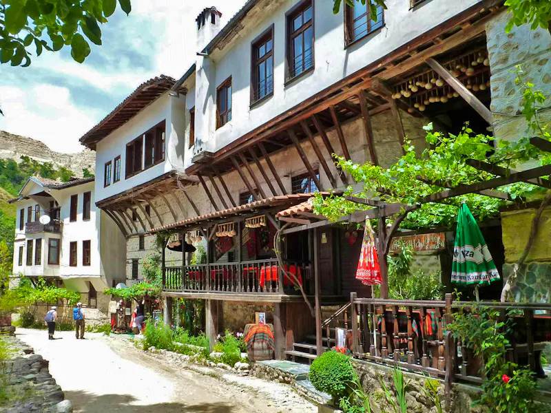 Melnik in Bulgarien - &copy;Betina Marinow - Eberhardt TRAVEL