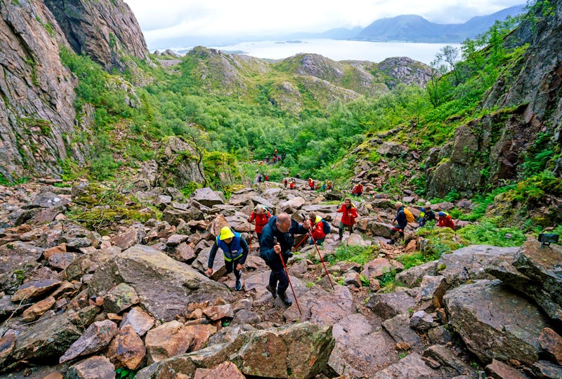 Wanderung zum Torghatten bei Bronnoysund - ©Kay Fochtmann Fotografie - Hurtigruten