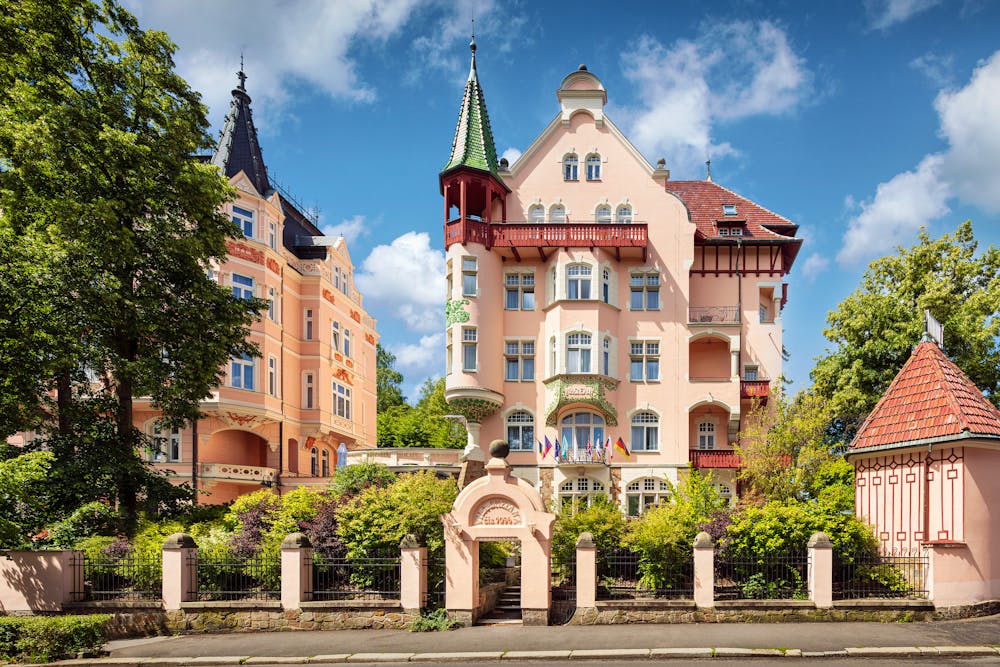 Außenansicht Hotel Smetana &ndash; &copy; HOTELIS Spa & Wellness