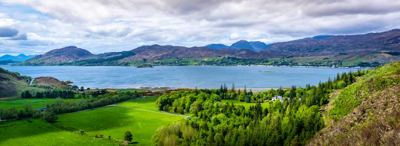 Loch Carron in Schottland - ©anja - stock.adobe.com