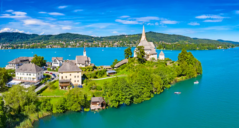 Maria Wörth und Wörthersee bei Klagenfurt  - &copy;nyul - stock.adobe.com