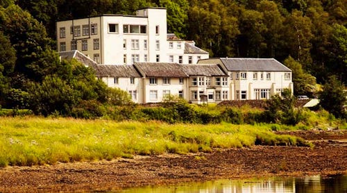 The Loch Long Hotel, Arrocher, Hotelgebäude – © The Loch Long Hotel