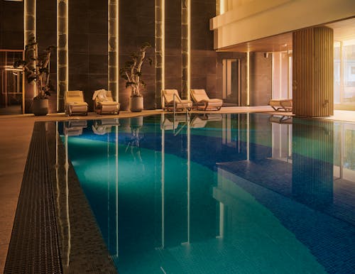 Schwimmbad im Spa Hotel Vilnius &ndash; &copy; DELTA TOURS