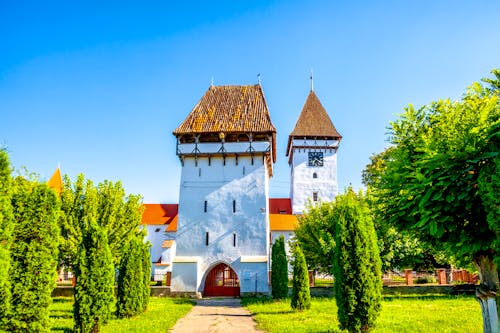 Kirchenburg in Agnetheln - Agnita in Rumänien  &ndash; &copy; Sina Ettmer - stock.adobe.com