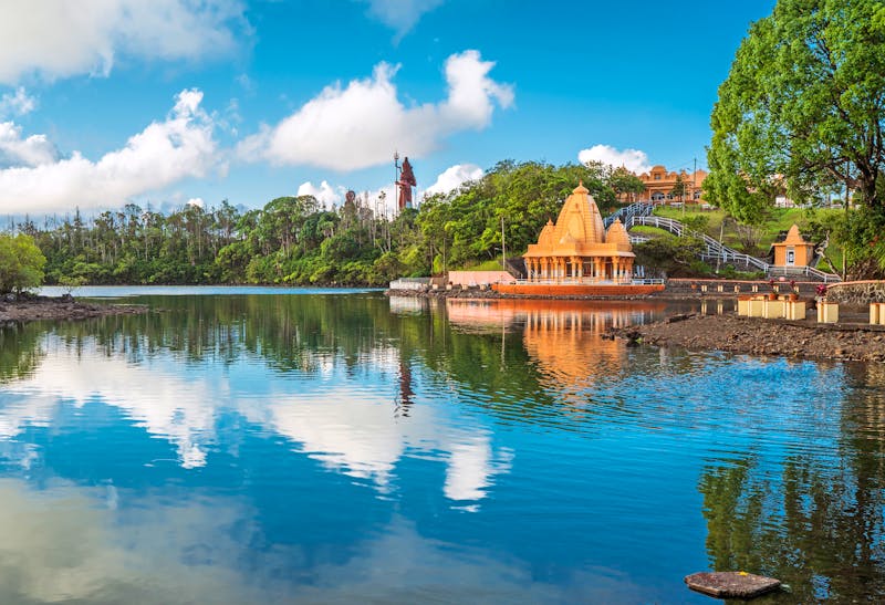 Grand Bassin Tempel auf Mauritius - &copy;Soloviova Liudmyla - stock.adobe.com