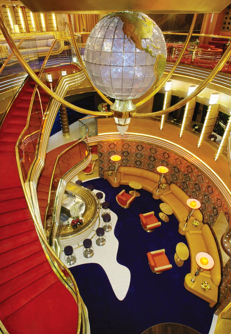 MS Oosterdam - Atrium - ©Holland American Line