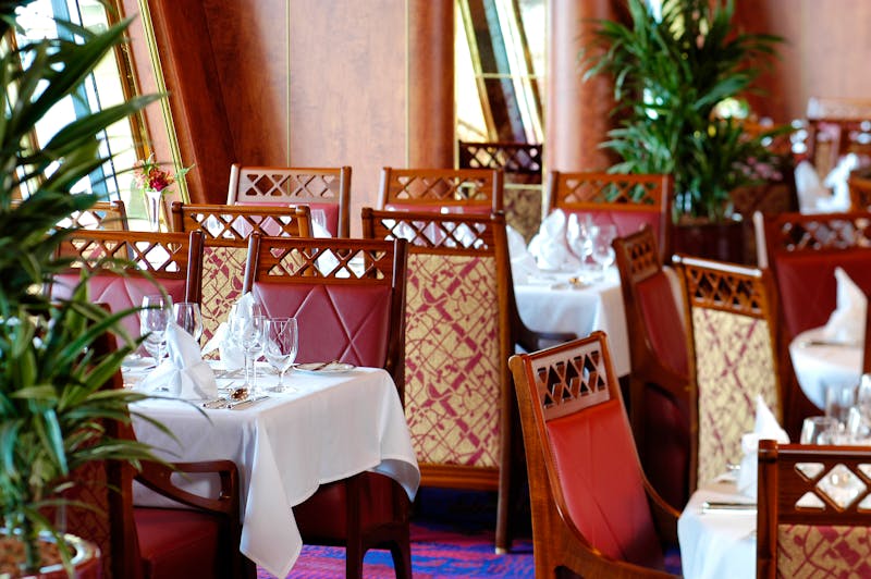 MS Oosterdam - Vista Dining Room - ©Holland American Line