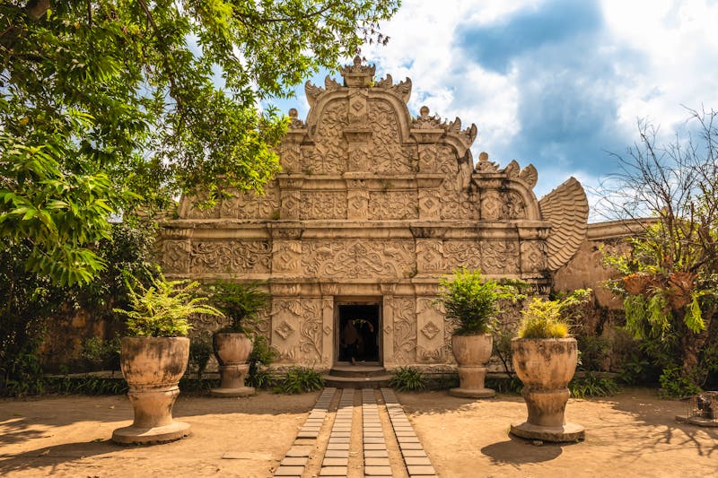 Taman Sari Wasserpalast in Yogyakarta auf Java  - ©Richie Chan - stock.adobe.com
