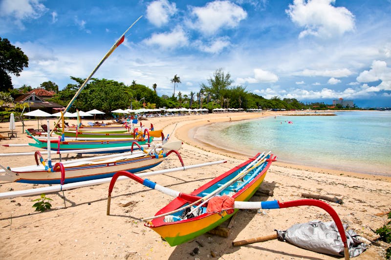 Fischerboote am Sanur Beach an der Südküste von Bali - ©Aleksandar Todorovic - stock.adobe.com