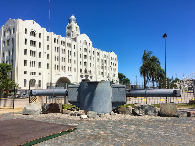 Highlights von Montevideo - Entfernungsmesser der Graf Spee - ©Andreas Wolfsteller - Eberhardt TRAVEL